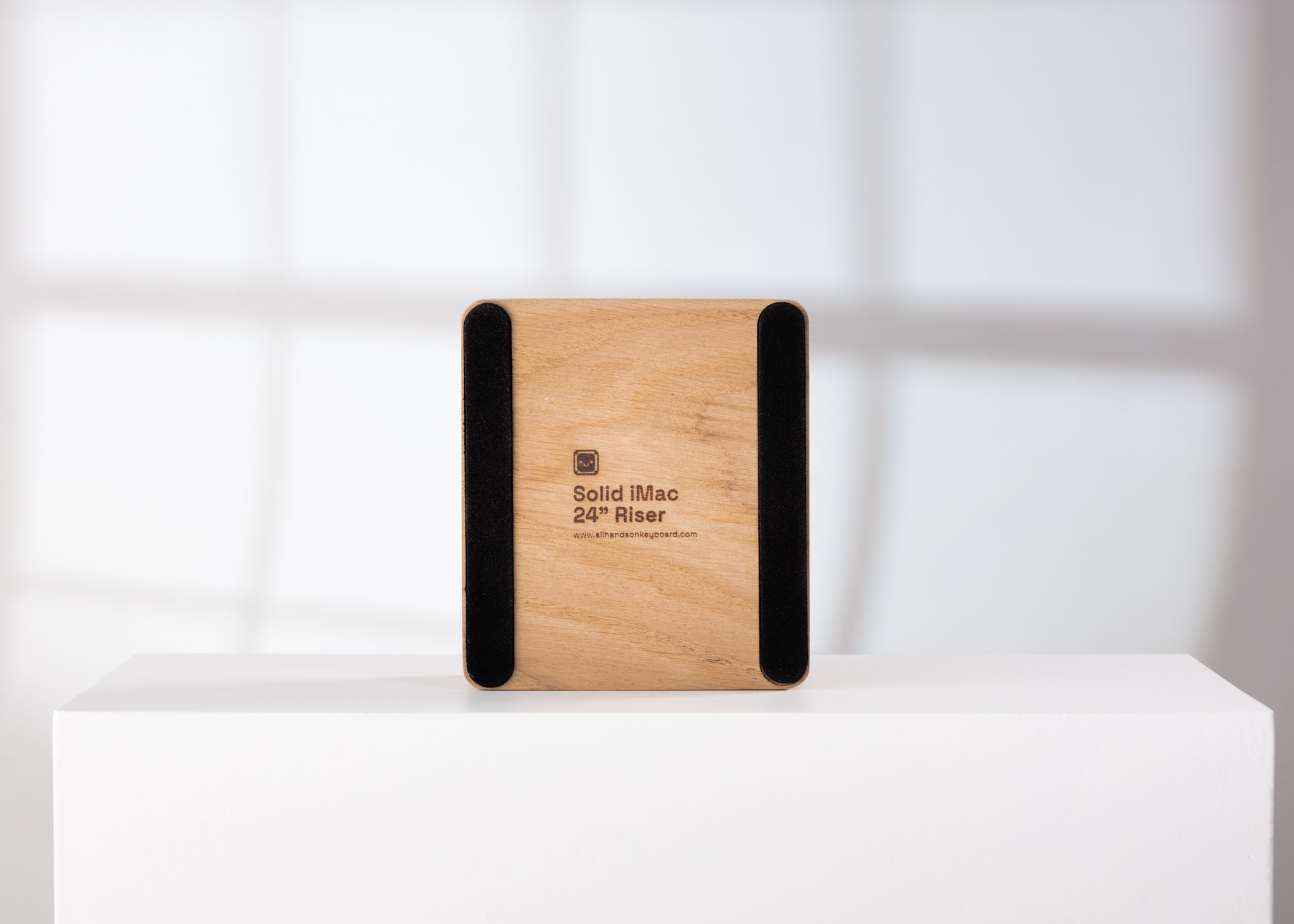 Solid iMac 24" Riser - Oak